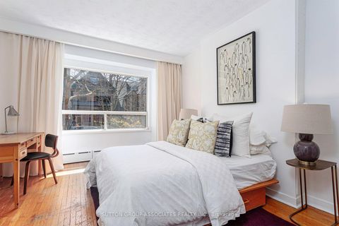 Photo 10 at 62 Marion Street, Roncesvalles, Toronto