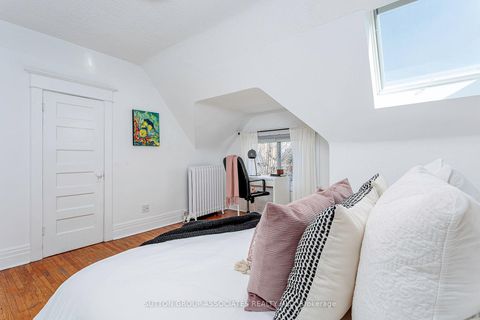 Photo 31 at 62 Marion Street, Roncesvalles, Toronto