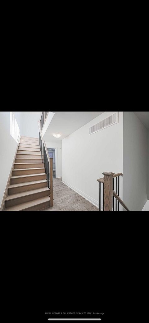 Photo 9 at 23 - 28 Marina Avenue, Long Branch, Toronto