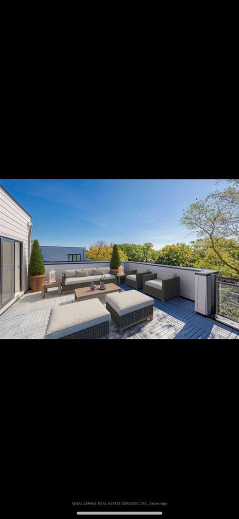 Photo 16 at 23 - 28 Marina Avenue, Long Branch, Toronto