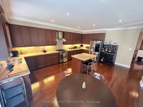 Photo 13 at 596 Vellore Park Avenue, Vellore Village, Vaughan