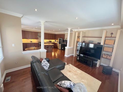 Photo 14 at 596 Vellore Park Avenue, Vellore Village, Vaughan