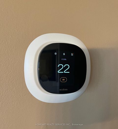 Photo 16 at 596 Vellore Park Avenue, Vellore Village, Vaughan