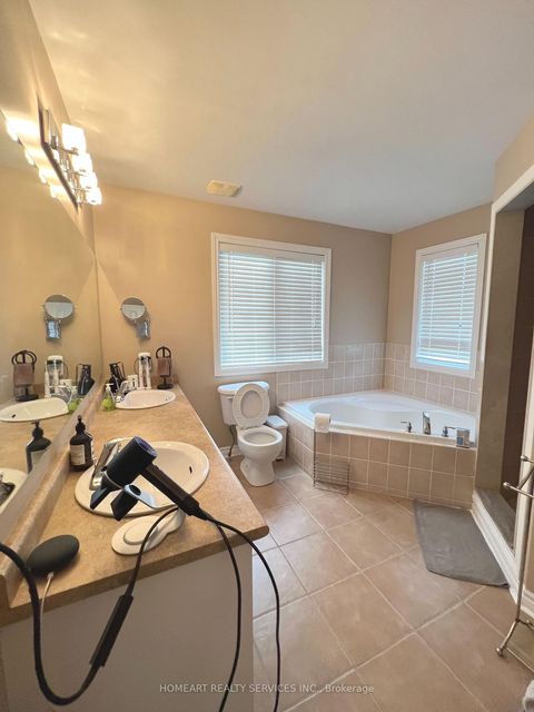 Photo 22 at 596 Vellore Park Avenue, Vellore Village, Vaughan