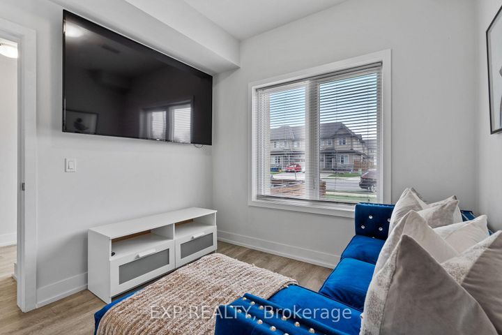 Photo 6 at 6 - 115 Shoreview Place, Lakeshore, Hamilton