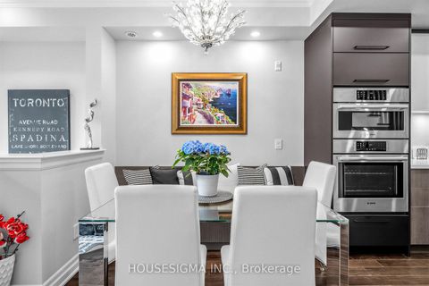 Photo 4 at 361 Roehampton Avenue, Mount Pleasant East, Toronto