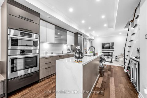 Photo 6 at 361 Roehampton Avenue, Mount Pleasant East, Toronto