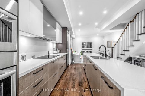 Photo 7 at 361 Roehampton Avenue, Mount Pleasant East, Toronto