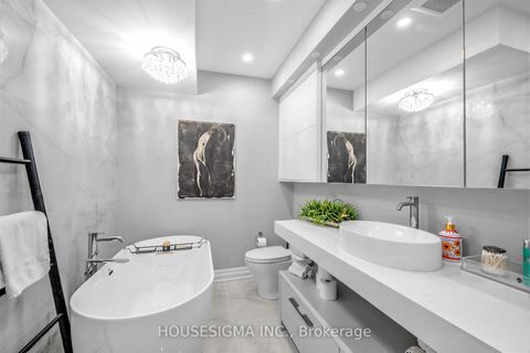 Photo 22 at 361 Roehampton Avenue, Mount Pleasant East, Toronto