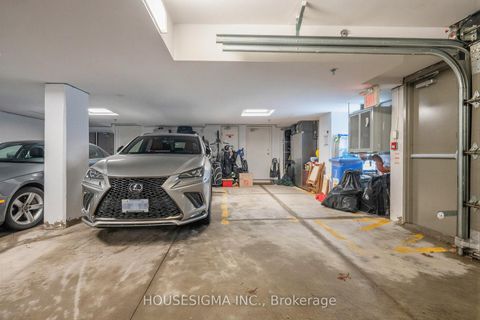 Photo 32 at 361 Roehampton Avenue, Mount Pleasant East, Toronto