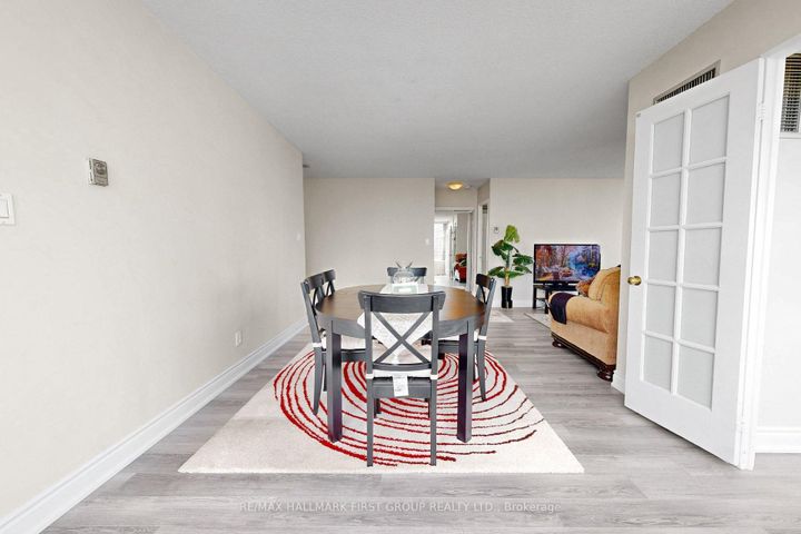 Photo 7 at 1603 - 3605 Kariya Drive, City Centre, Mississauga