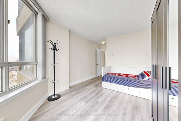 Photo 27 at 1603 - 3605 Kariya Drive, City Centre, Mississauga