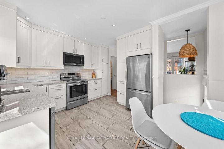 Photo 4 at 8 Wolcott Avenue, Oakridge, Toronto