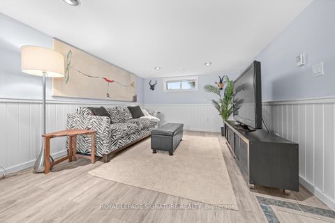 Photo 13 at 8 Wolcott Avenue, Oakridge, Toronto