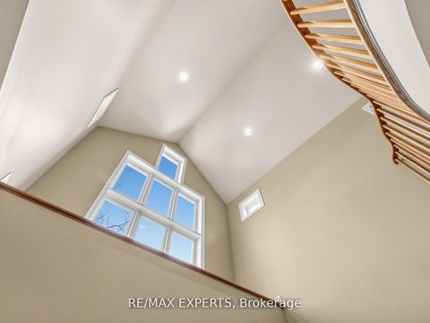 Photo 5 at 203 Thomson Creek Boulevard, Islington Woods, Vaughan