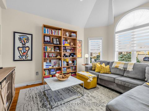 Photo 6 at 203 Thomson Creek Boulevard, Islington Woods, Vaughan