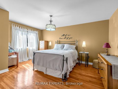 Photo 21 at 203 Thomson Creek Boulevard, Islington Woods, Vaughan