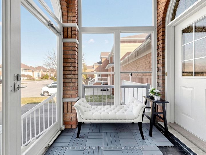 Photo 2 at 19 Fountain Court, Rouge Woods, Richmond Hill