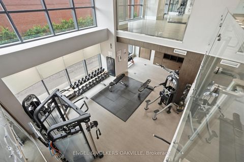 Photo 13 at 528 - 7608 Yonge Street, Yorkhill, Vaughan