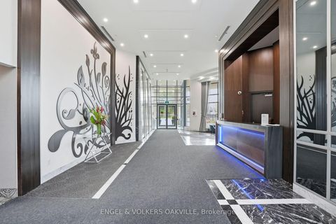 Photo 20 at 528 - 7608 Yonge Street, Yorkhill, Vaughan