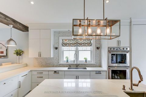 Photo 7 at 34 Lambeth Road, Humber Valley, Toronto