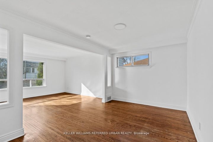 Photo 9 at 202 Park Home Avenue, Willowdale West, Toronto