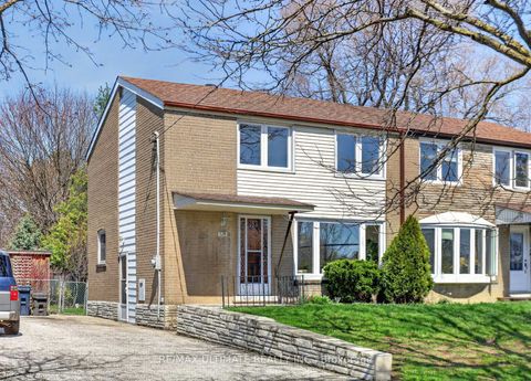 Photo 1 at 128 Woodfern Drive, Ionview, Toronto