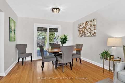 Photo 10 at 128 Woodfern Drive, Ionview, Toronto