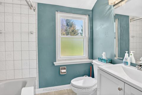 Photo 20 at 128 Woodfern Drive, Ionview, Toronto