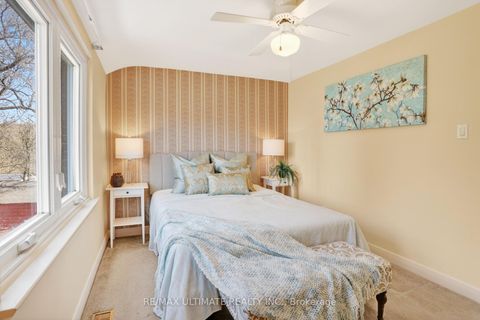 Photo 26 at 128 Woodfern Drive, Ionview, Toronto