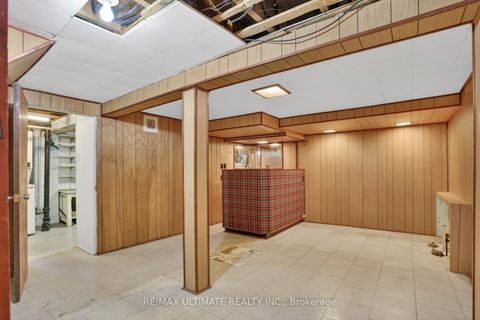 Photo 33 at 128 Woodfern Drive, Ionview, Toronto