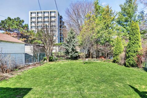 Photo 39 at 128 Woodfern Drive, Ionview, Toronto