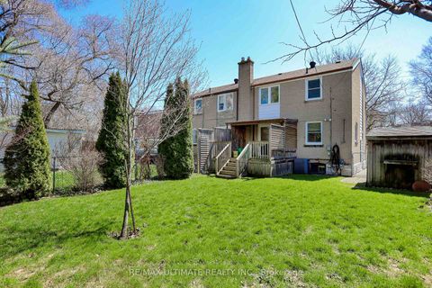 Photo 40 at 128 Woodfern Drive, Ionview, Toronto