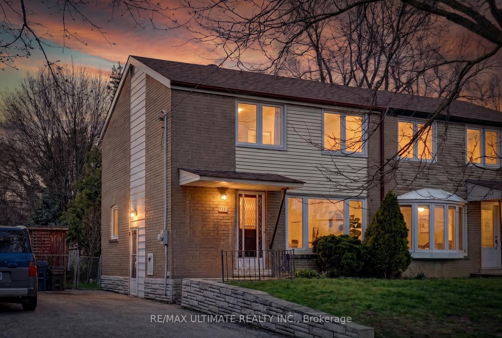 128 Woodfern Drive, Ionview, Toronto photo number 2