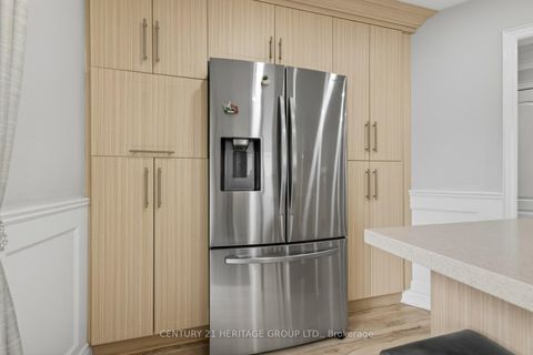 Photo 12 at 137 Cunningham Drive, Ardagh, Barrie