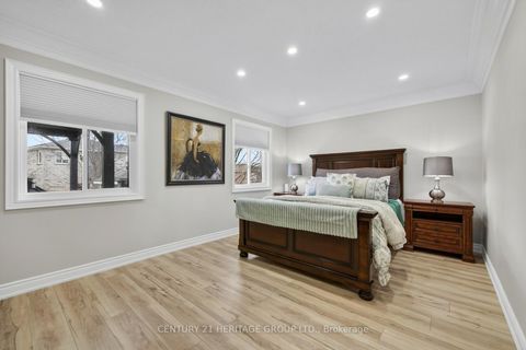 Photo 14 at 137 Cunningham Drive, Ardagh, Barrie