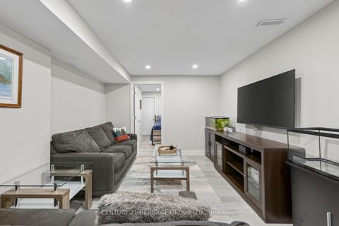 Photo 27 at 137 Cunningham Drive, Ardagh, Barrie