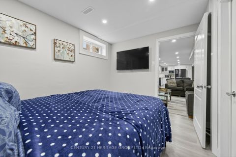 Photo 30 at 137 Cunningham Drive, Ardagh, Barrie