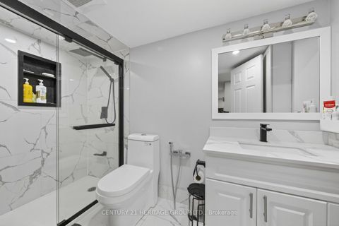 Photo 36 at 137 Cunningham Drive, Ardagh, Barrie