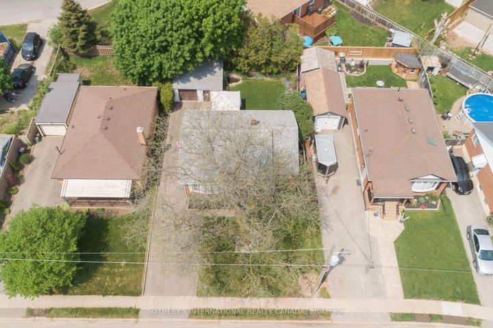 Photo 2 at 45 Churchill Crescent, Georgetown, Halton Hills