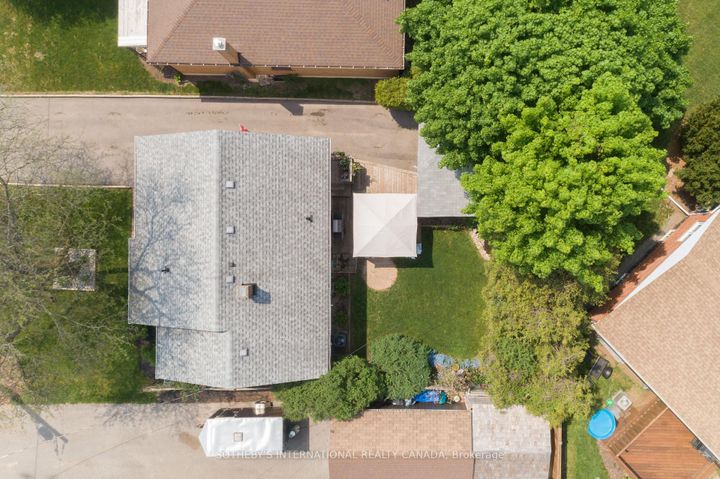 Photo 3 at 45 Churchill Crescent, Georgetown, Halton Hills