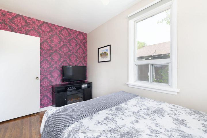 Photo 16 at 45 Churchill Crescent, Georgetown, Halton Hills