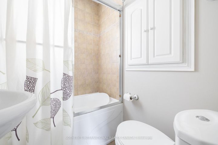 Photo 17 at 45 Churchill Crescent, Georgetown, Halton Hills