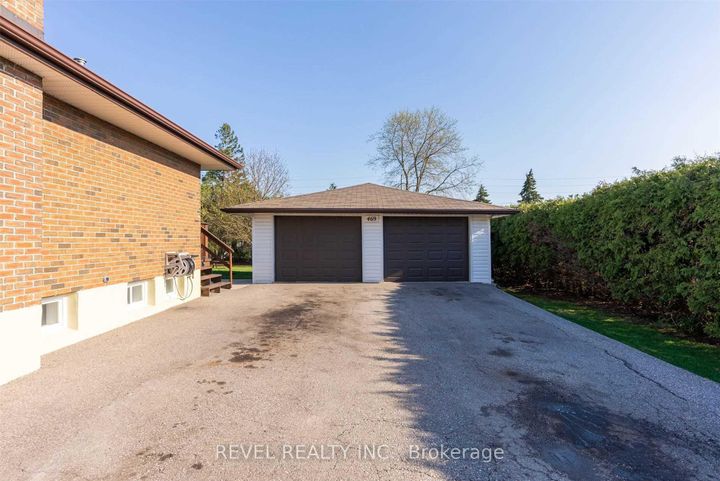Photo 1 at 469 Maine Street, Kedron, Oshawa