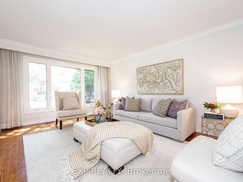Photo 16 at 18 Whitman Street, Newtonbrook East, Toronto