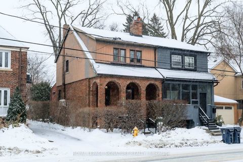 Photo 14 at 1089 Mt Pleasant Road, Mount Pleasant East, Toronto