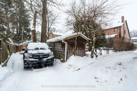 Photo 16 at 1089 Mt Pleasant Road, Mount Pleasant East, Toronto