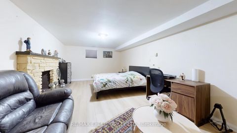 Photo 31 at 19 Clancy Drive, Don Valley Village, Toronto