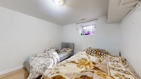 Photo 45 at 19 Clancy Drive, Don Valley Village, Toronto