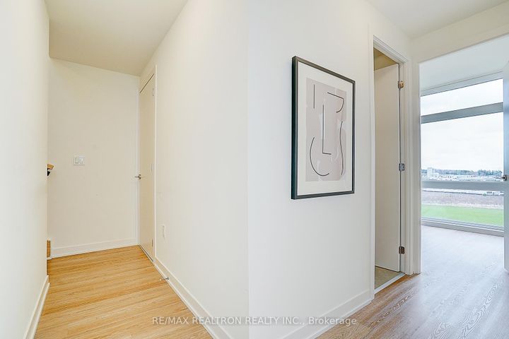 Photo 26 at 711 - 5 Steckley House Lane, Rural Richmond Hill, Richmond Hill